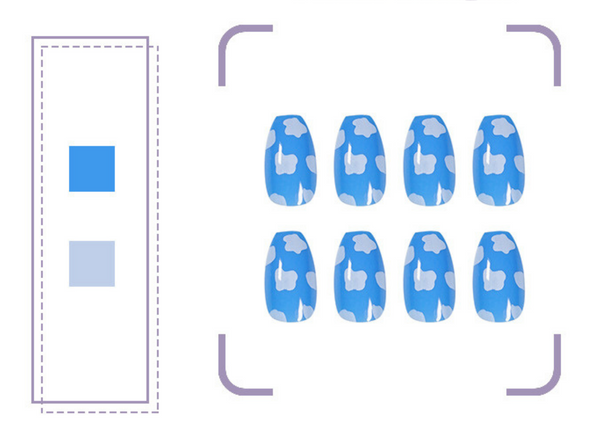 Künstliche selbstklebende Nägel - himmelblaue Wolken